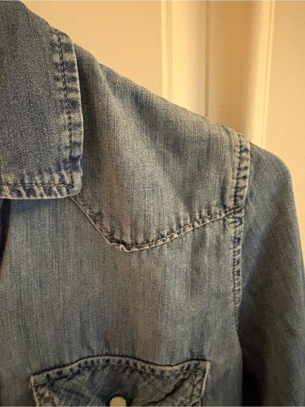 Gap Denim Light Blue Western Shirt with pearl snap buttons - Picture 3 of 16